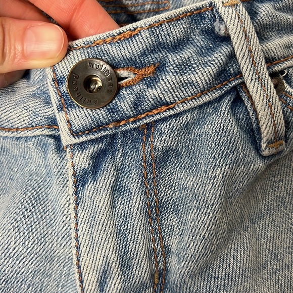 Bullhead Cutoff Denim Shorts - Picture 4 of 8